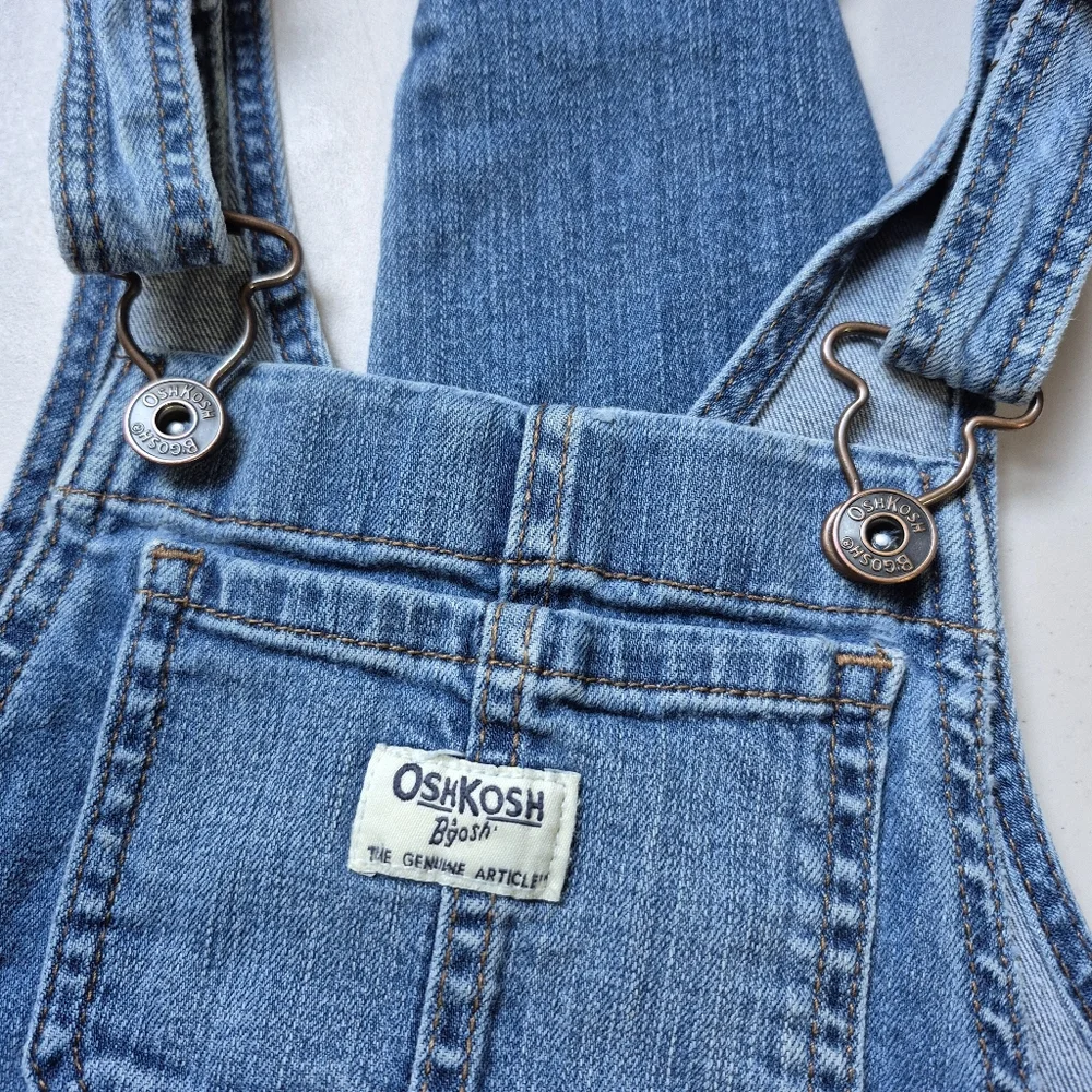 OshKosh‎ B'gosh Bibs Overalls Girls 5 Distressed Stretch Raw Hem Denim